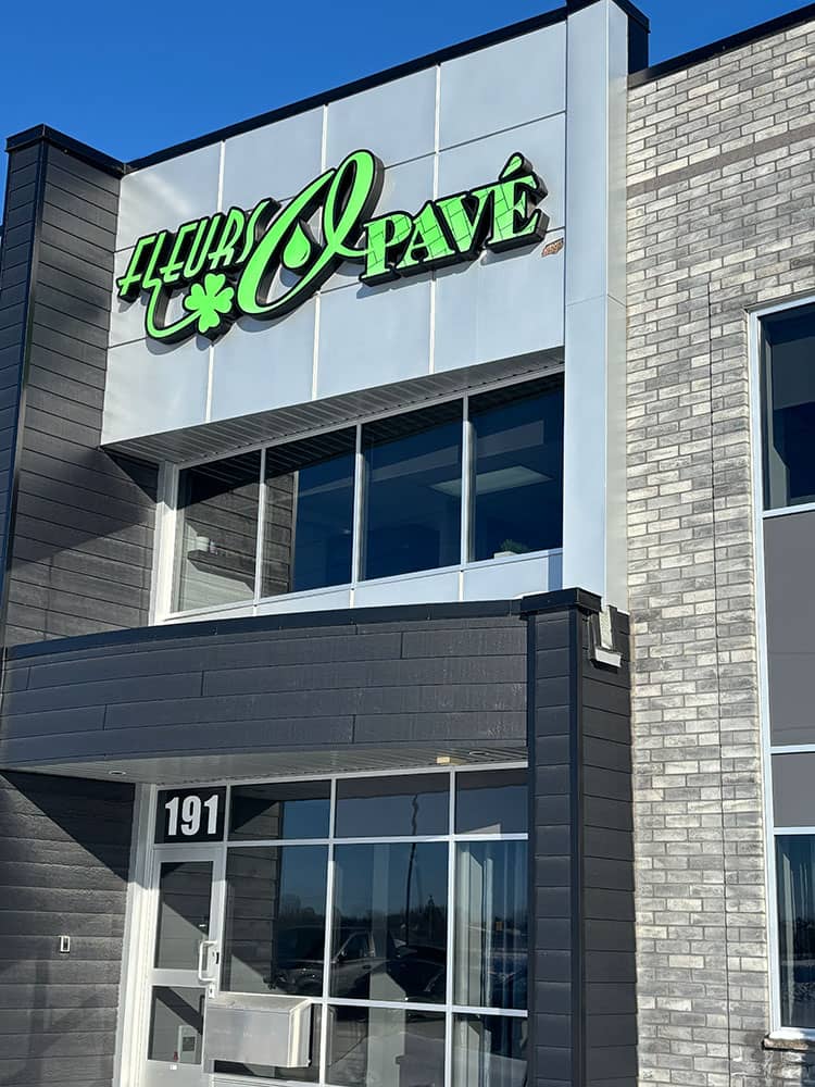 Équipe Fleurs-O-Pavé en action