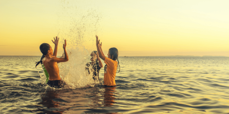 Est-il prudent de se baigner dans ce lac frais et rafraîchissant?